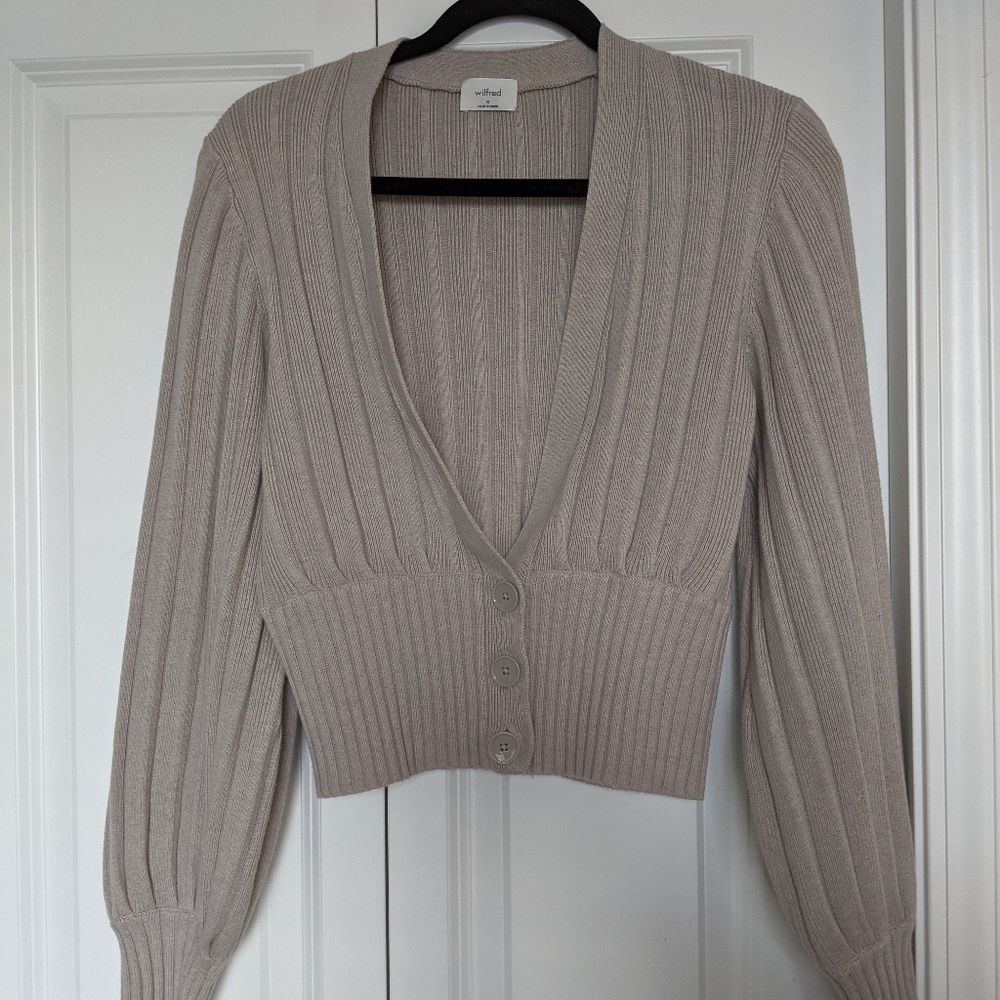 Aritzia Wilfred New Plunge Cardigan